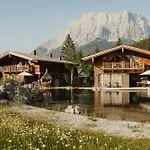 Laposch - Living Lands Aldeamento Turístico 5*
