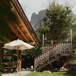 Laposch - Living Lands Aldeamento Turístico Biberwier
